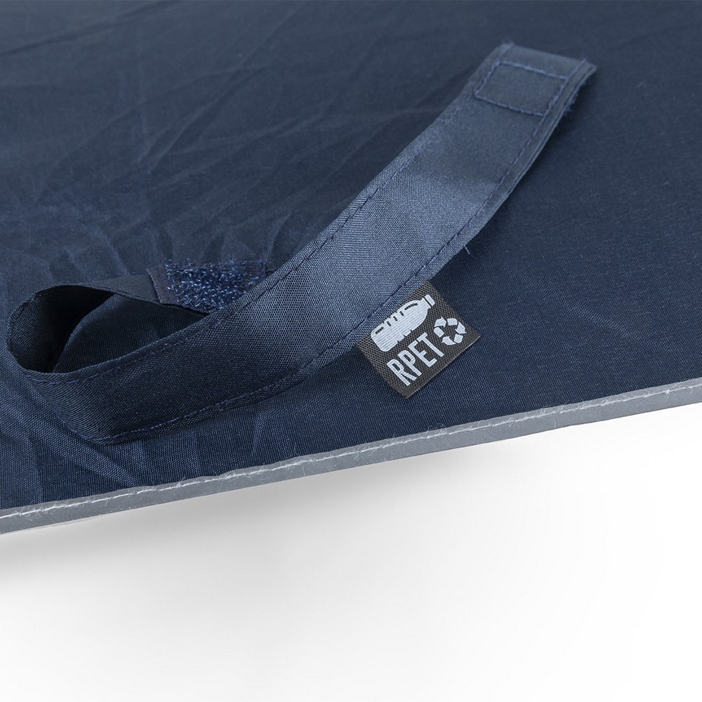 Parapluie coupe vent RPET, automatique, pliable, noir en pongé 190T RPET Photo 7 clients/infiniprinting/ax/photos_BD/AX13222-P7-Parapluie-coupe-vent-RPET,-automatique,-pliable-personnalise-.jpg